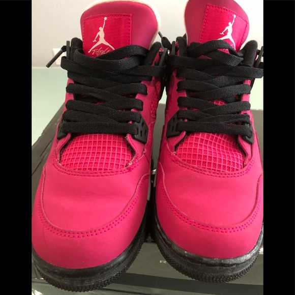 hot pink jordan shoes